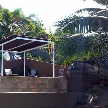 Fare Anuanua Bed & Breakfast Haapiti Ngoại thất bức ảnh